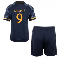 Real Madrid Kylian Mbappe #9 Bortedraktsett Barn 2023-24 Kortermet (+ Korte bukser)